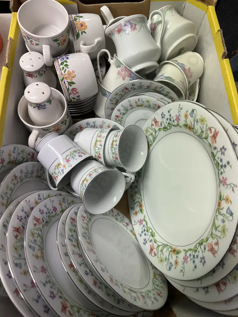 Assorted China Dinnerware Including Crown Ming Etc Image 1++