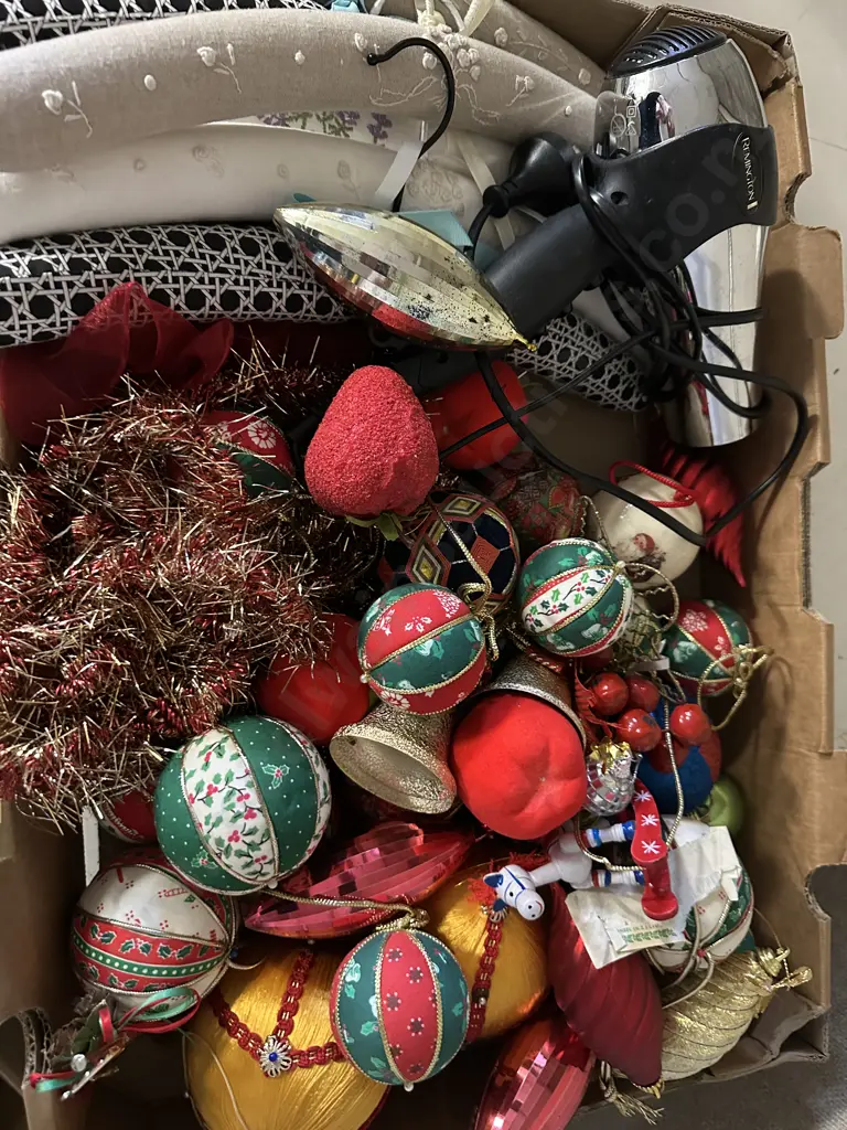 Selection Of Christmas Decorations, Remington Blowdryer Etc Image 1++