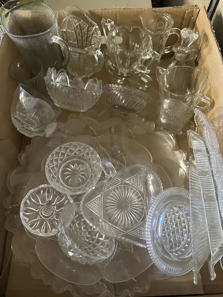 Assorted Vintage Glassware Image 1++