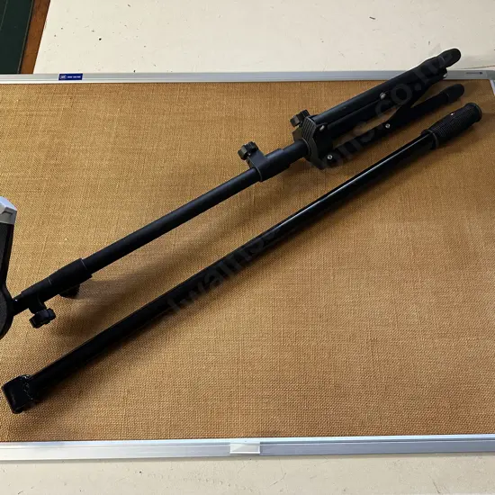 Anko Selfie Stick & Wall Hung Notice Board 60x90cm.