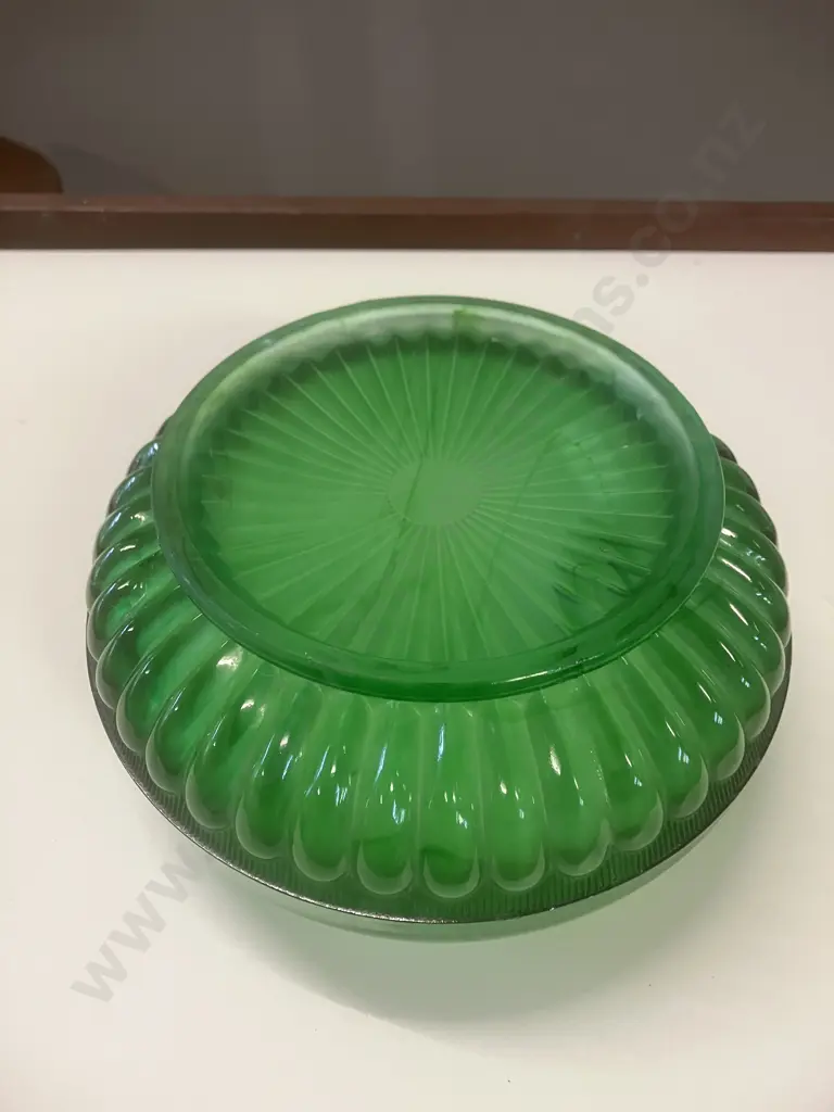 Art Deco Green Cloud Glass Bowl c1930s Image 1++