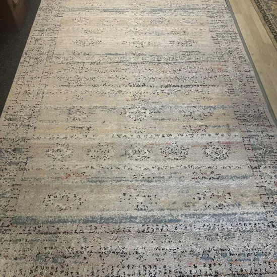 Aramis Collection Multicoloured Floor Rug With Plaited Tassles 160x245cm.