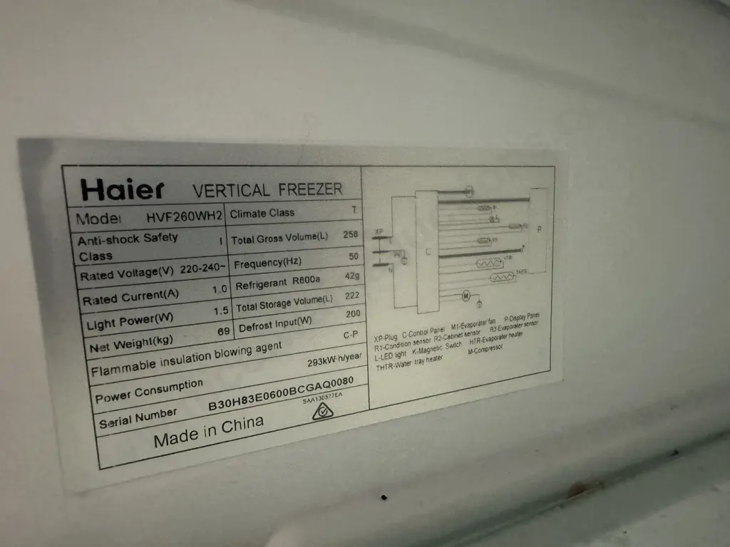 Haier Vertical Freezer Model HVF260WHZ Image 1++