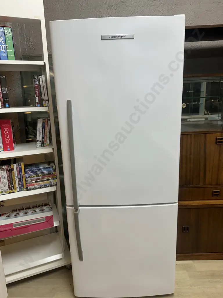 Fisher & Paykel Active Smart Fridge Freezer 373litres Image 1++