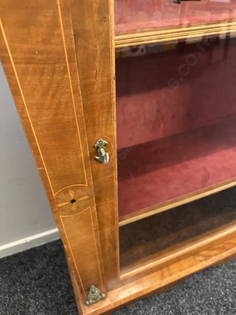 Antique English Regency Pier Cabinet in Walnut with Boxwood Inlay, c1820. With Key. H109 W76 D31cm Image 1++