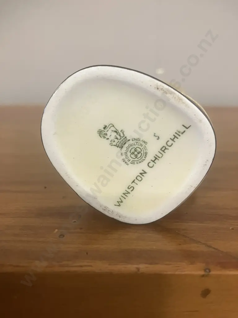 Royal Doulton Winston Churchill Toby Jug Image 1++