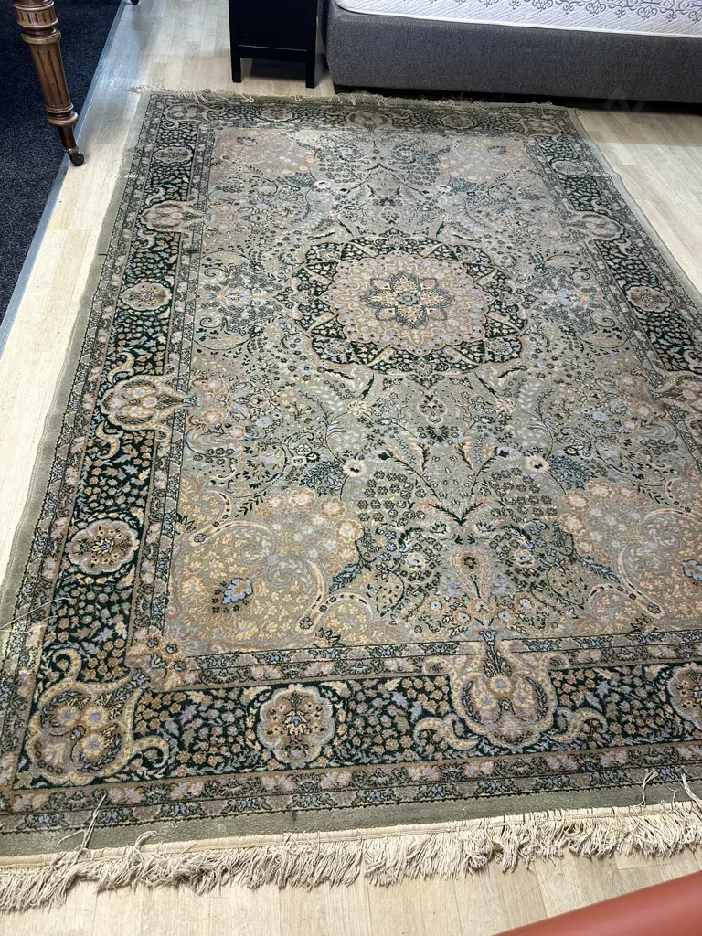 Super Shirwan Made In Romania 100% Wool Floor Rug L310 W200cm Image 1++