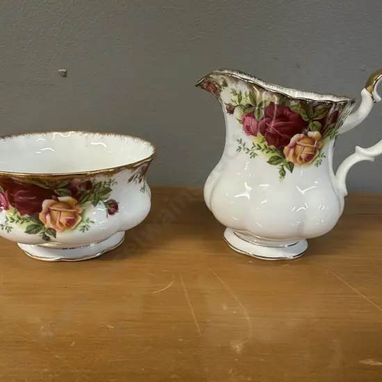 Royal Albert Old Country Roses Bone China Sugar Bowl & Jug Made In England 1962-1973