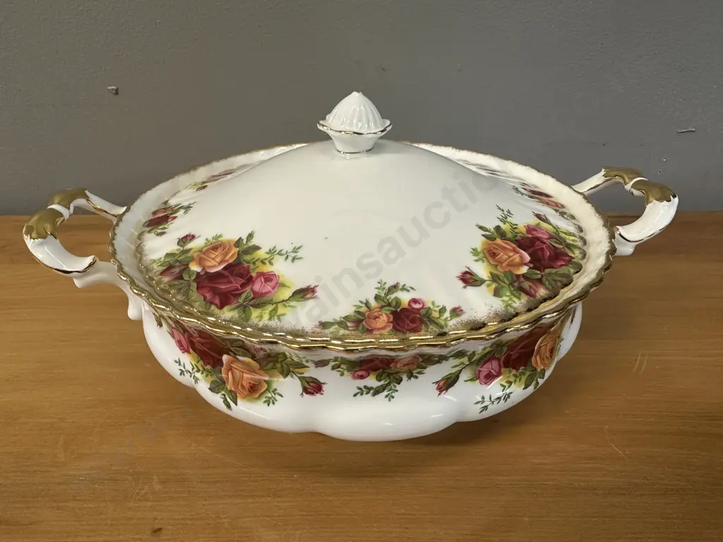 Royal Albert Old Country Roses Bone China Lidded Vegetable Tureen Made In England 1962-1973 Image 1++