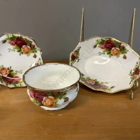 Royal Albert Old Country Roses Bone China Sugar Bowl, Oval Bon Bon Dish & Pin Dish.Made In England 1962-1973