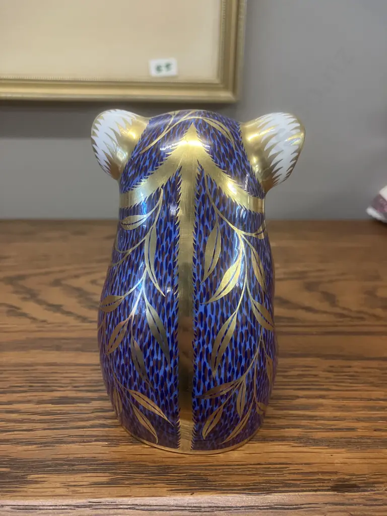 Royal Crown Derby "Koala' Paperweight 1988 22k Gold Imari Bone China, Gold Stopper Image 1++