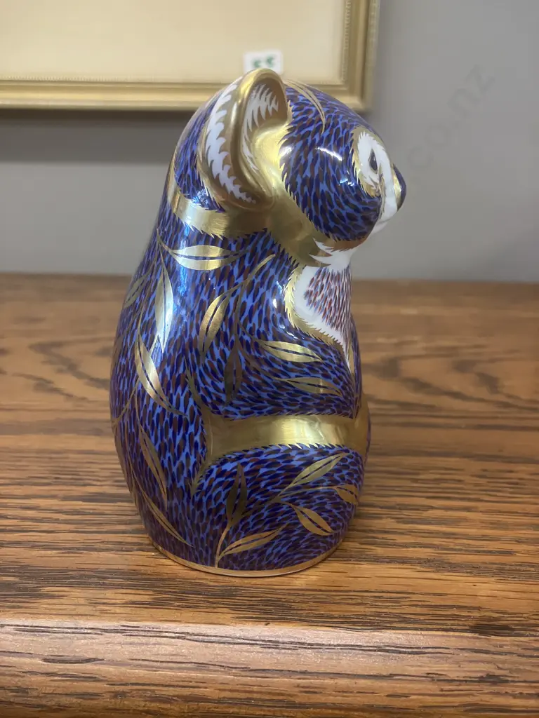 Royal Crown Derby "Koala' Paperweight 1988 22k Gold Imari Bone China, Gold Stopper Image 1++