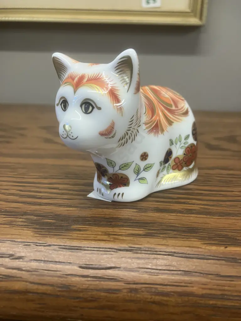 Royal Crown Derby "Spice" Kitten Paperweight 2010 22k Gold Imari Bone China, Gold Stopper, Guild Exclusive Image 1++