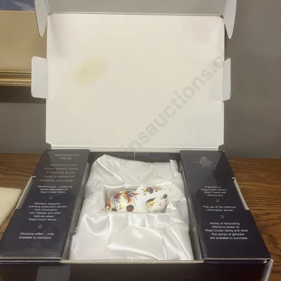Royal Crown Derby Bank Vole Paperweight 2004 22k Gold Imari Bone China Figurine, Gold Stopper, Guild Exclusive With Box