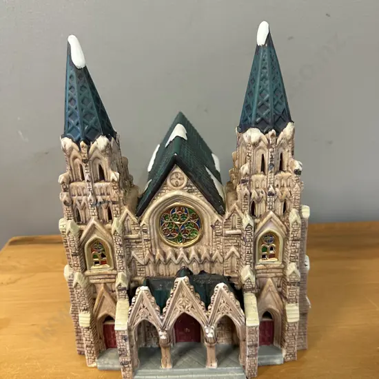 Vintage Porcelain Twin Spire Cathederal/Church H26cm.
