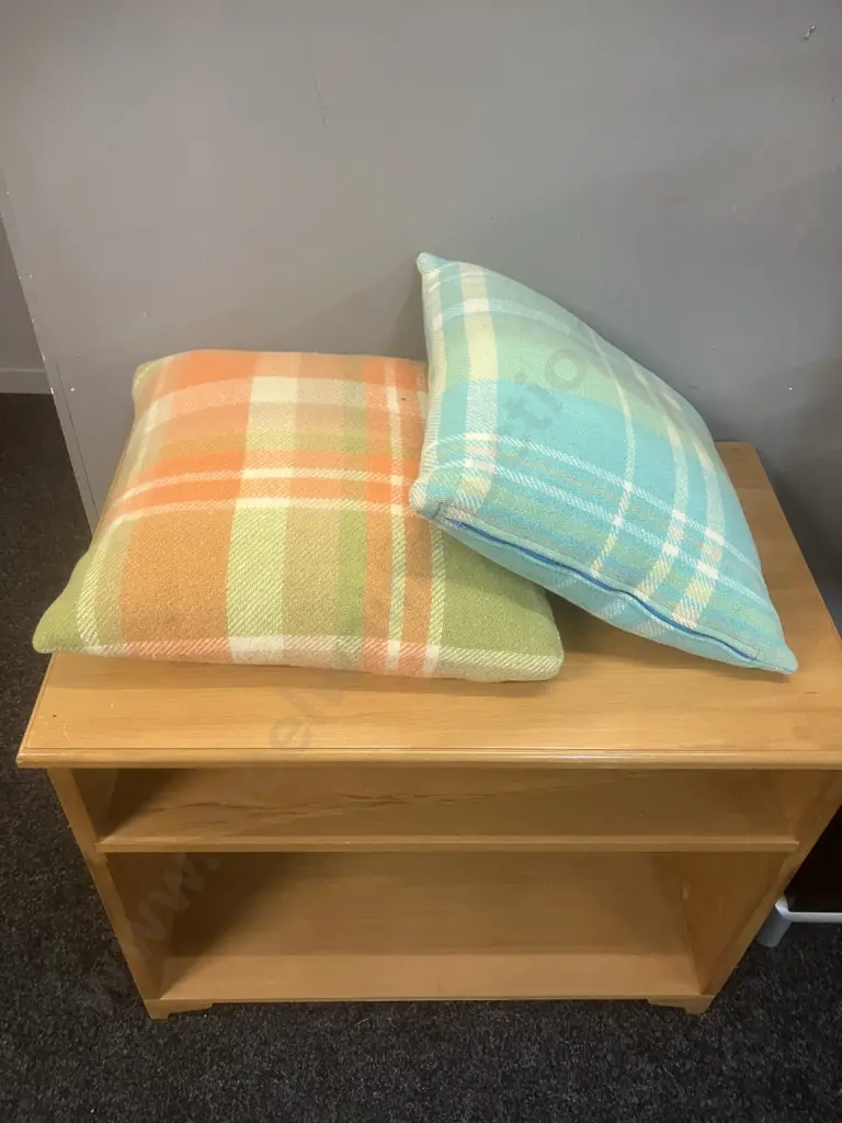 Pair of Retro New Zealand Wool Blanket Cushions Image 1++