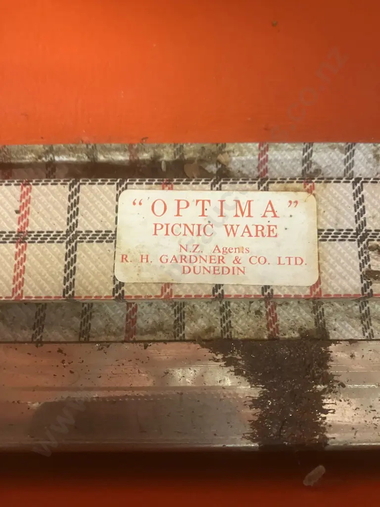 Vintage Optima Picnic Ware 1960's Picnic Set With Keys - Orange With White Piping Image 1++