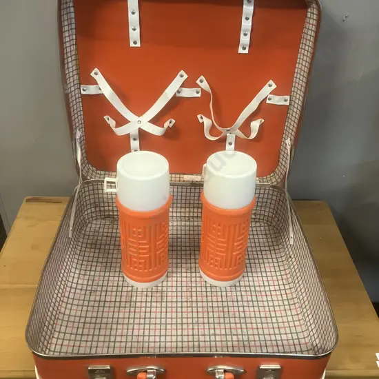 Vintage Optima Picnic Ware 1960's Picnic Set With Keys - Orange With White Piping