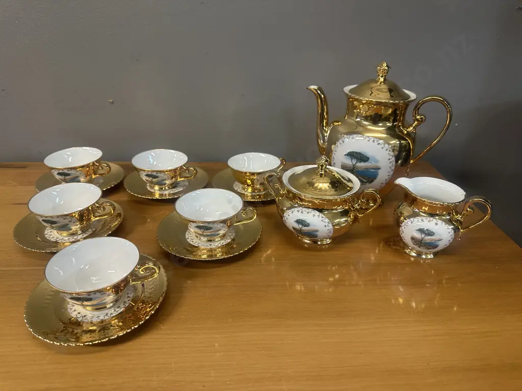 Bavaria 'Elizabeth' Gold Guilded Tea Set With Landscape Scene Image 1++