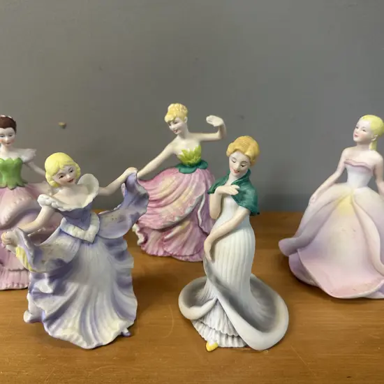 Franklin Porcelain Figurines Including Victoria, Catherine, Elizabeth, Francis & Margaret