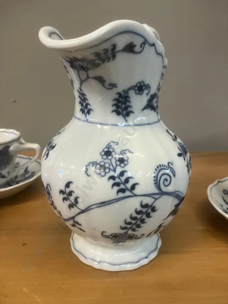 Blue Danube Blue Onion Pattern Vintage Pitcher With Three Cups & Saucers - Japan Image 1++