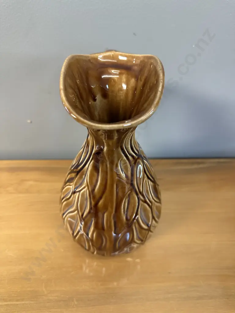 Celtic Irish Fine China Earthenware Jug #1014/3OR H31cm. Image 1++