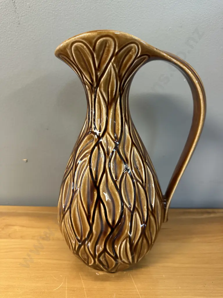 Celtic Irish Fine China Earthenware Jug #1014/3OR H31cm. Image 1++