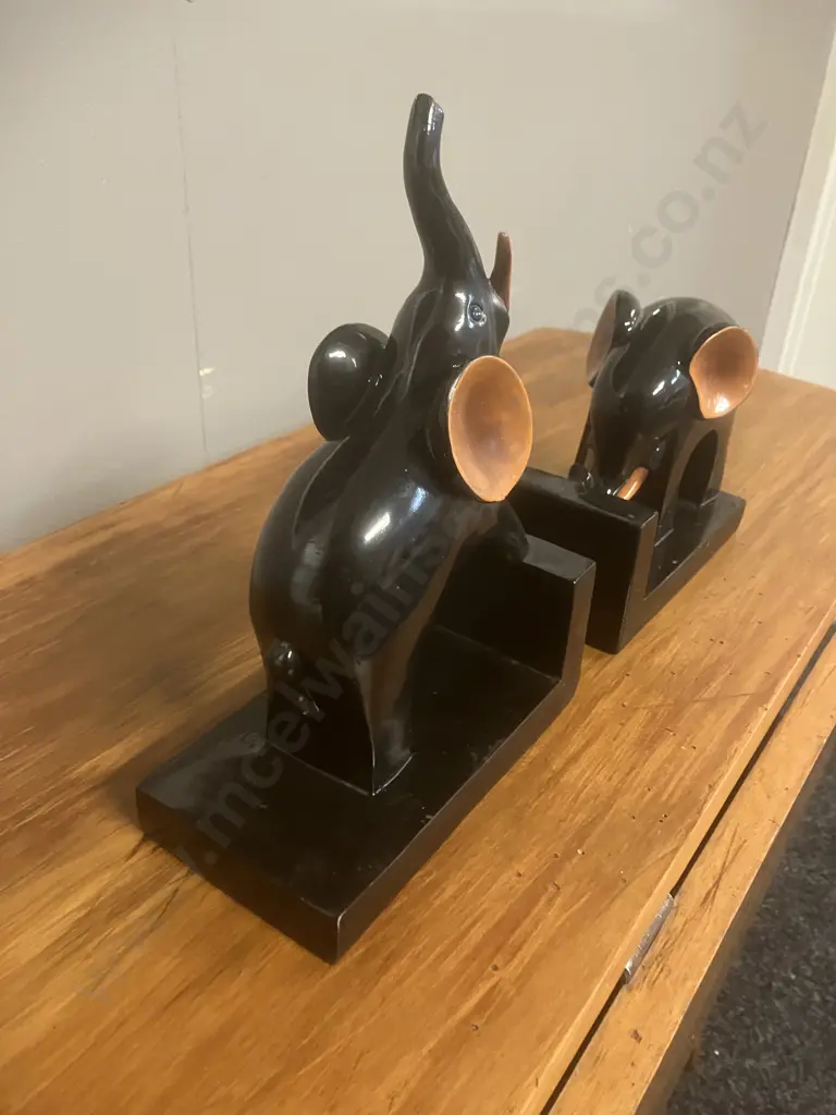 Pair of Mid Century Modern Elephant Bookends Image 1++