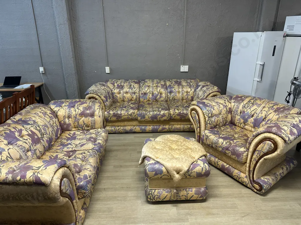 Grand Classic European Three Piece Lounge Suite With Ottoman Deep Tufted Buttoning With Dramatic Rolled Arms Image 1++