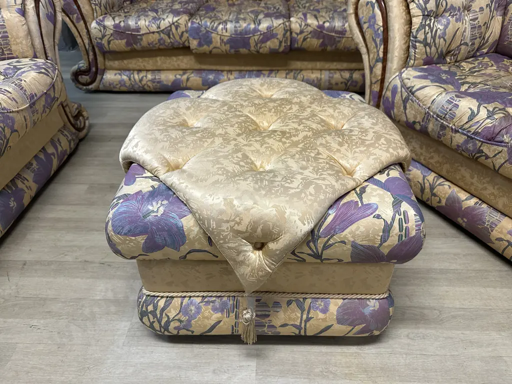 Grand Classic European Three Piece Lounge Suite With Ottoman Deep Tufted Buttoning With Dramatic Rolled Arms Image 1++