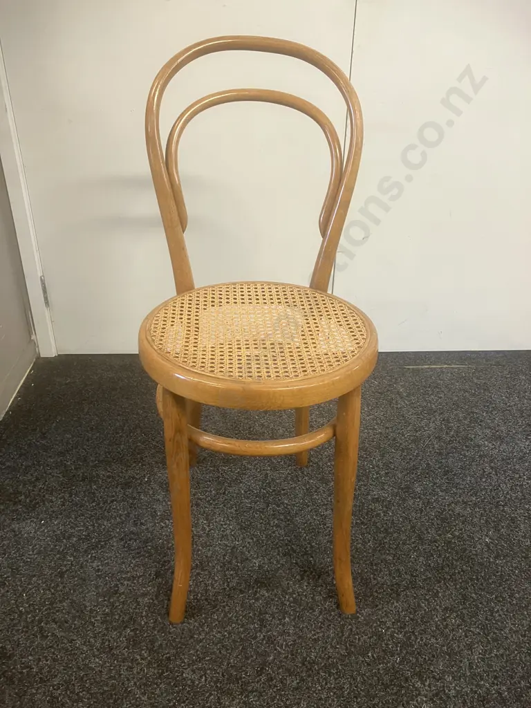 Bentwood Chair Image 1++