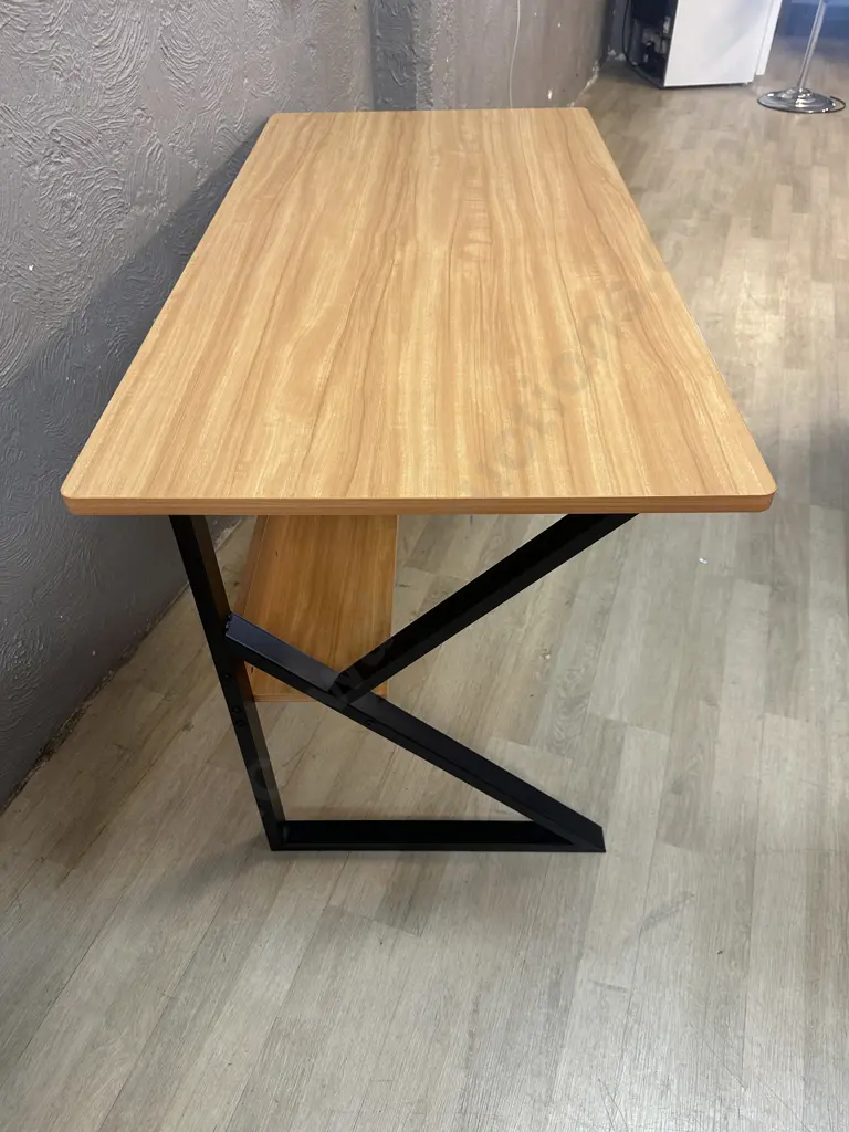 Light Wood Grain Computer Desk Black Z Frame Metal Base H72 W121 D60cm. Image 1++