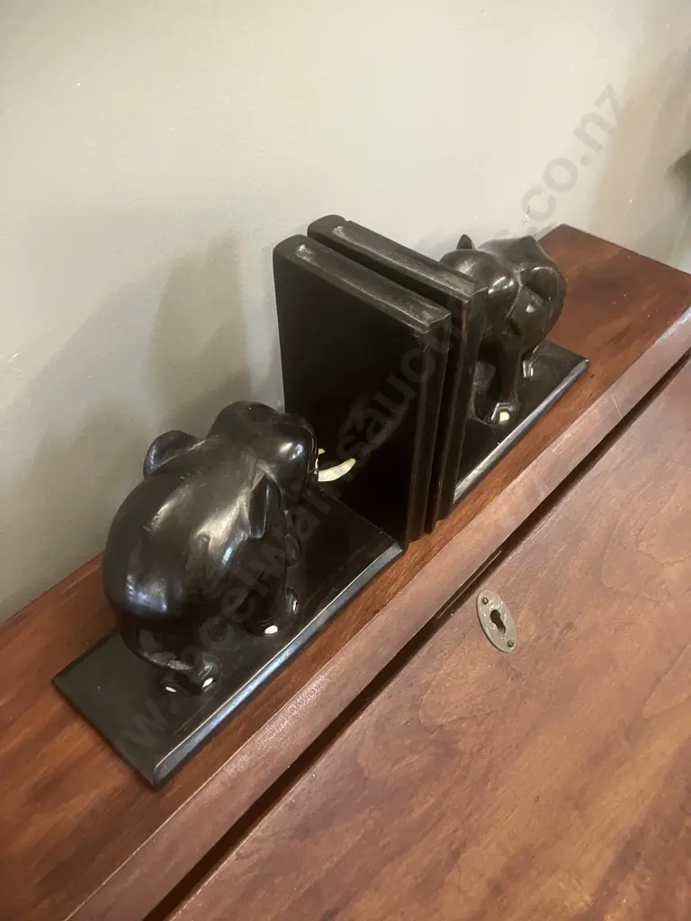 Pair of Elephant Bookends Image 1++