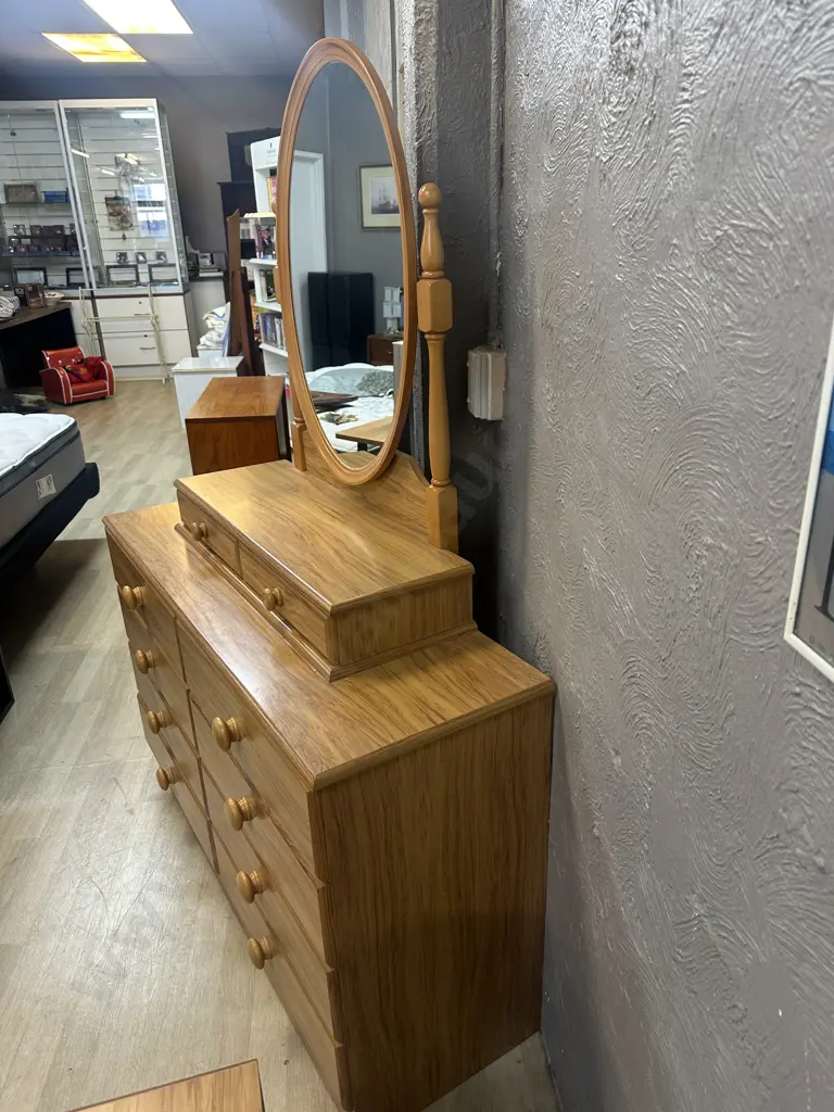 Furnells Furniture Rimu Effect Dressing Table H167 W120 D40cm. Image 1++