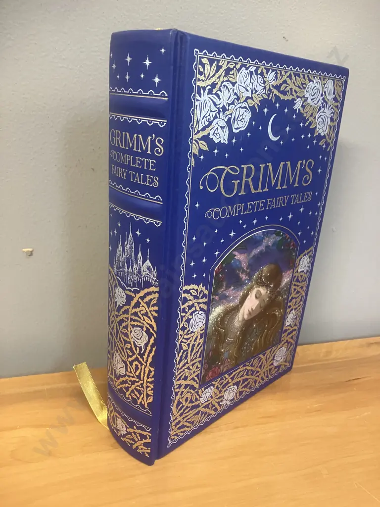 Grimm's Complete Fairy Tales Barnes & Noble 2015, Illustrations by Arthur Rackham, Leather Binding & Gilt Edging Image 1++