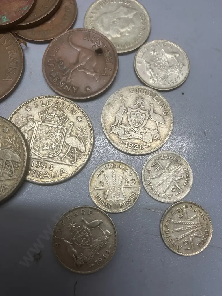 Assorted Australian Coins Image 1++