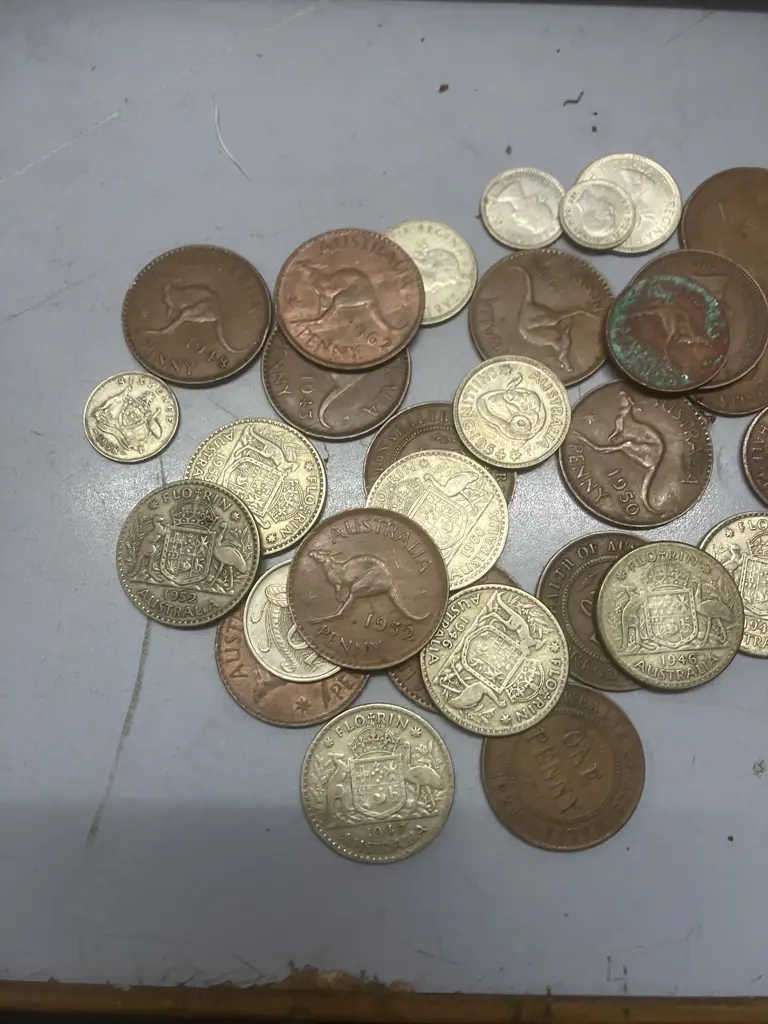 Assorted Australian Coins Image 1++