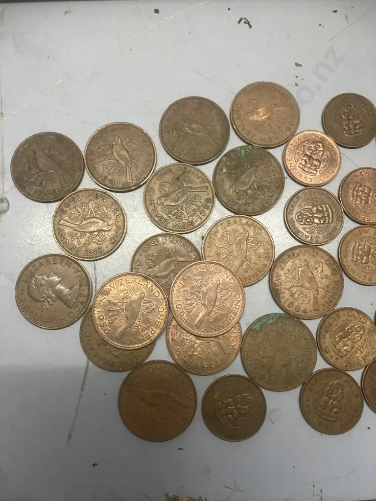 Assorted NZ Coins - 1933 Half Crown, Auckland Centennial, Etc Image 1++