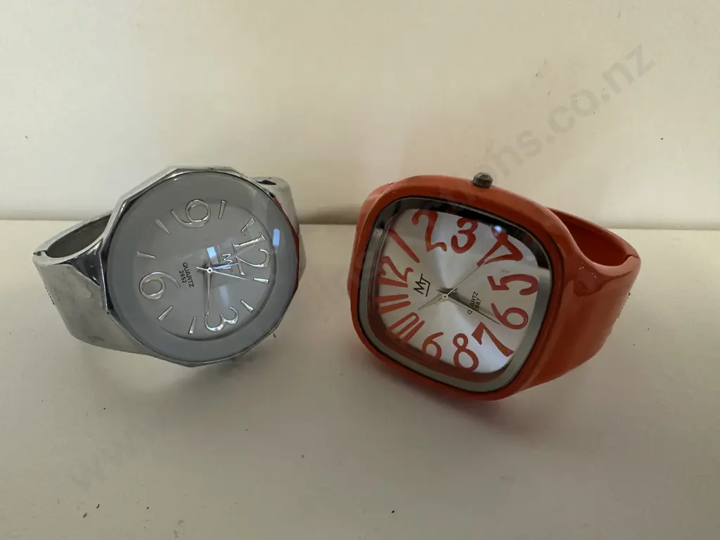 Quartz Watches x2 Image 1++