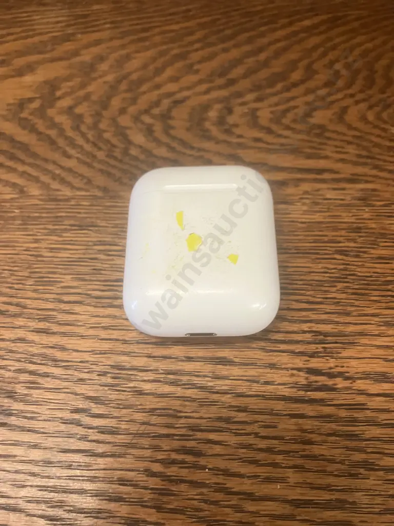 Apple AirPods With Charging Case A1602 Image 1++