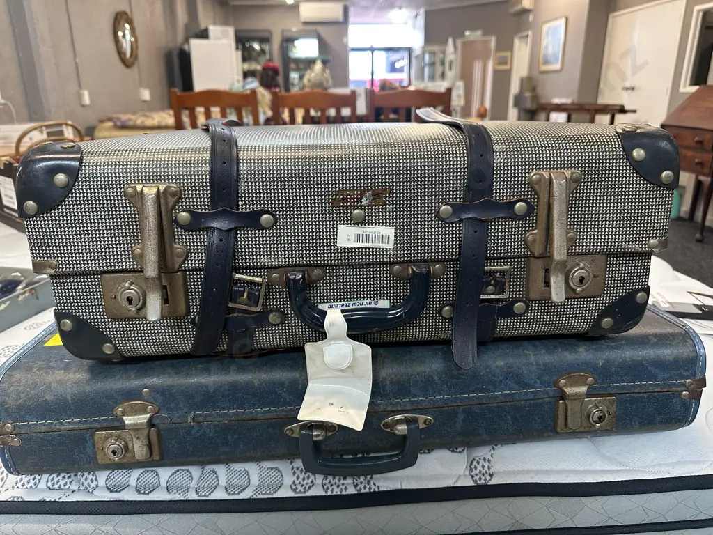 Vintage Flight Osbourne Suitcase With Squash Bag Etc Image 1++