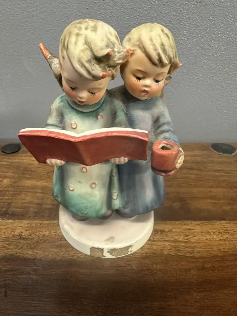 Vintage Goebel Hummel Figurine H13cm. Image 1++