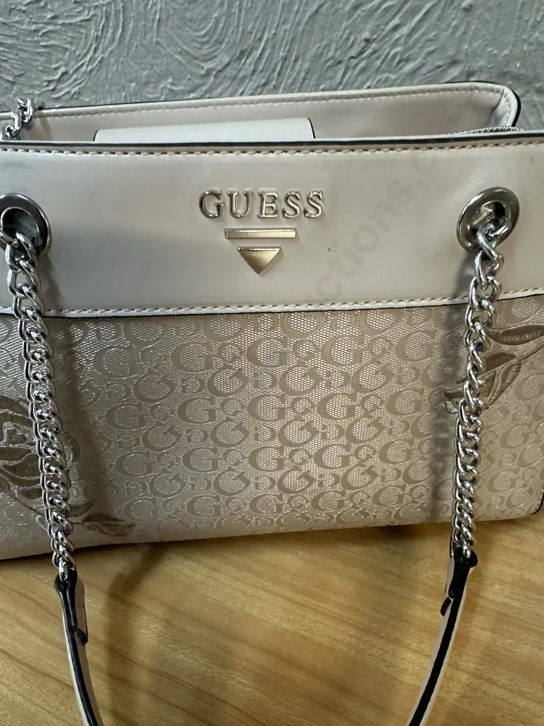 Pink Ladies Guess Handbag  Image 1++