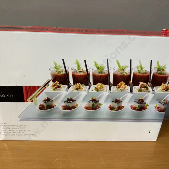 New In Box 25 Piece Serving Set