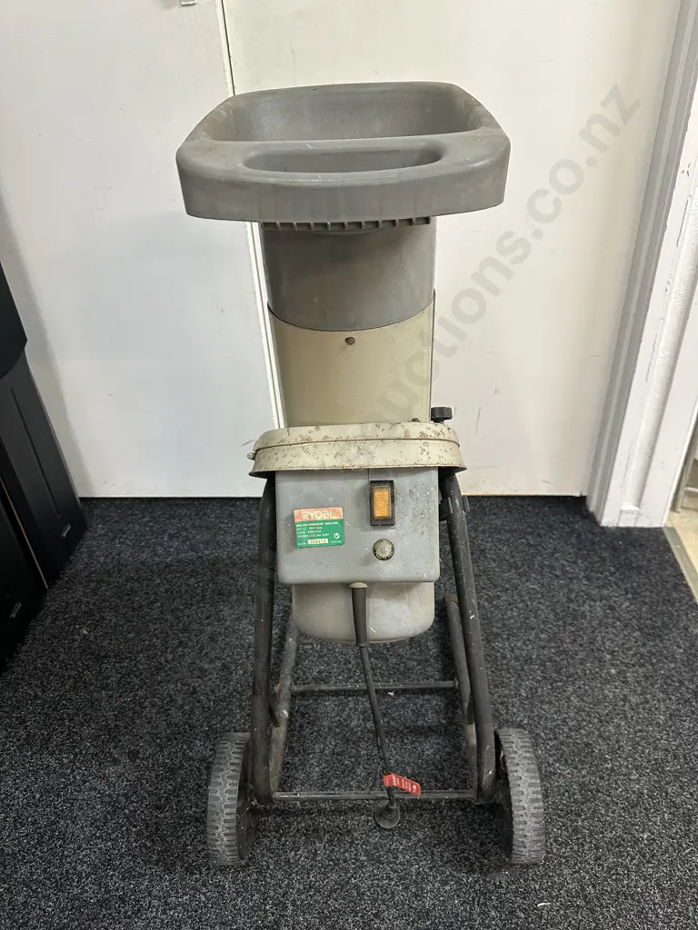 Ryobi Mulcher Shredder 2000W RGS2100 Image 1++