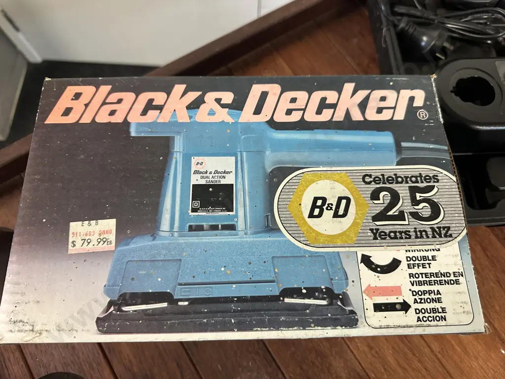 Black & Decker Fire Storm 12v Drill In Case & Dual Action Sander Image 1++