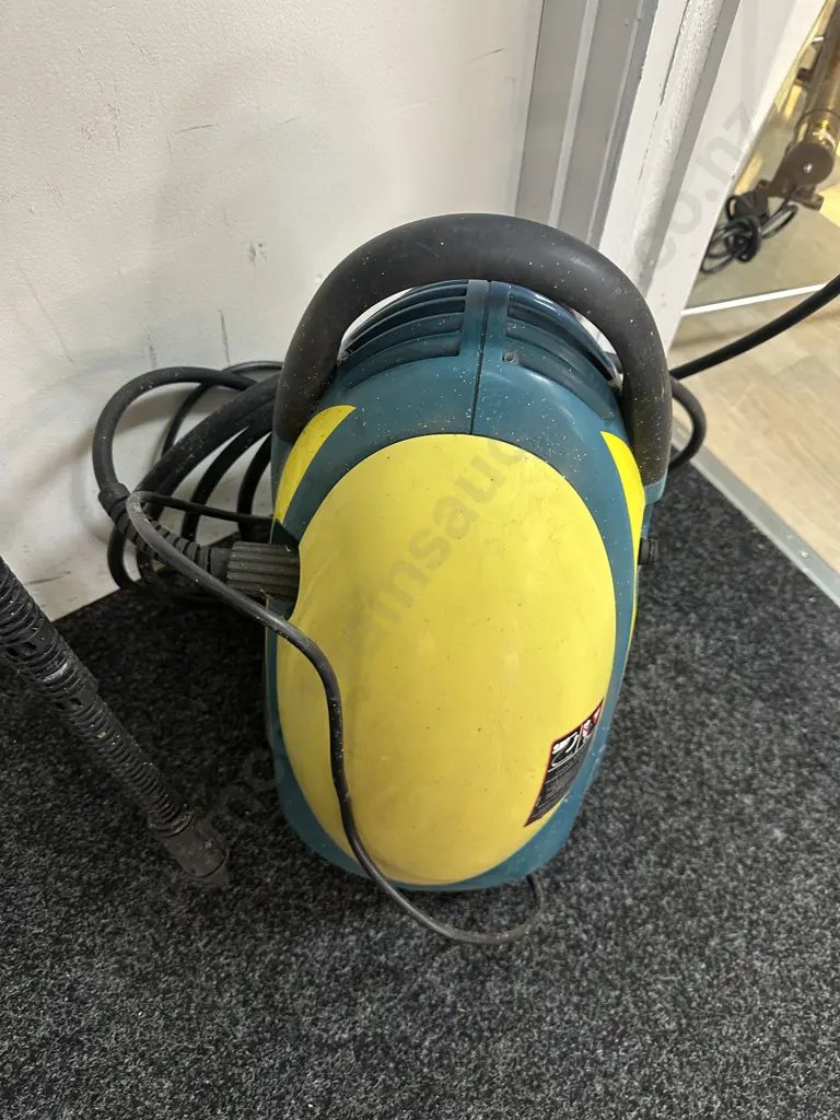 Masport 2000 Pressure Cleaner 2100W Image 1++