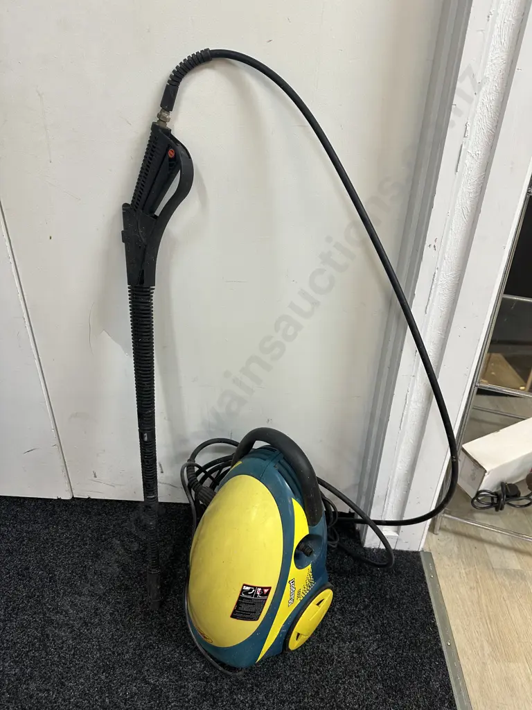 Masport 2000 Pressure Cleaner 2100W Image 1++