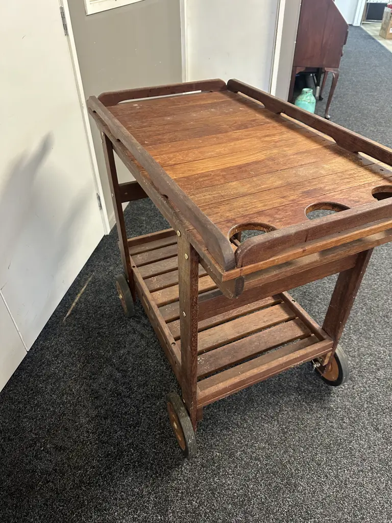 Hario TwoTier Wooden Outdoor Bar & Drinks Trolley H86 W110 D53cm. Image 1++