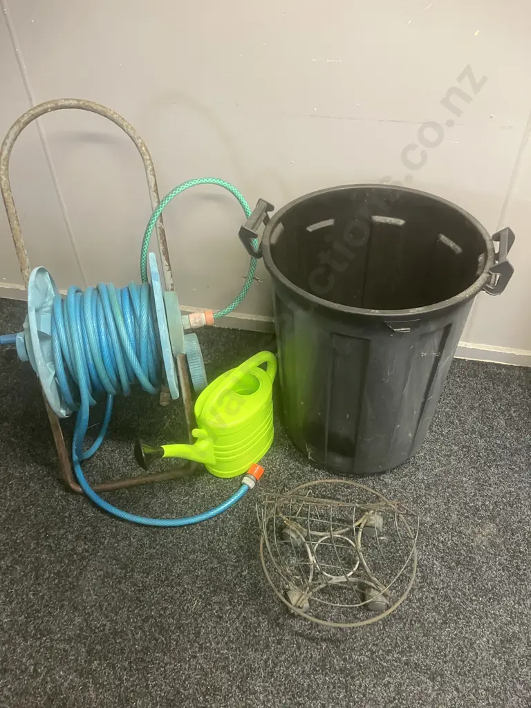 Hose & Hose Reel, Water Can, Plant Items, Bin Image 1++